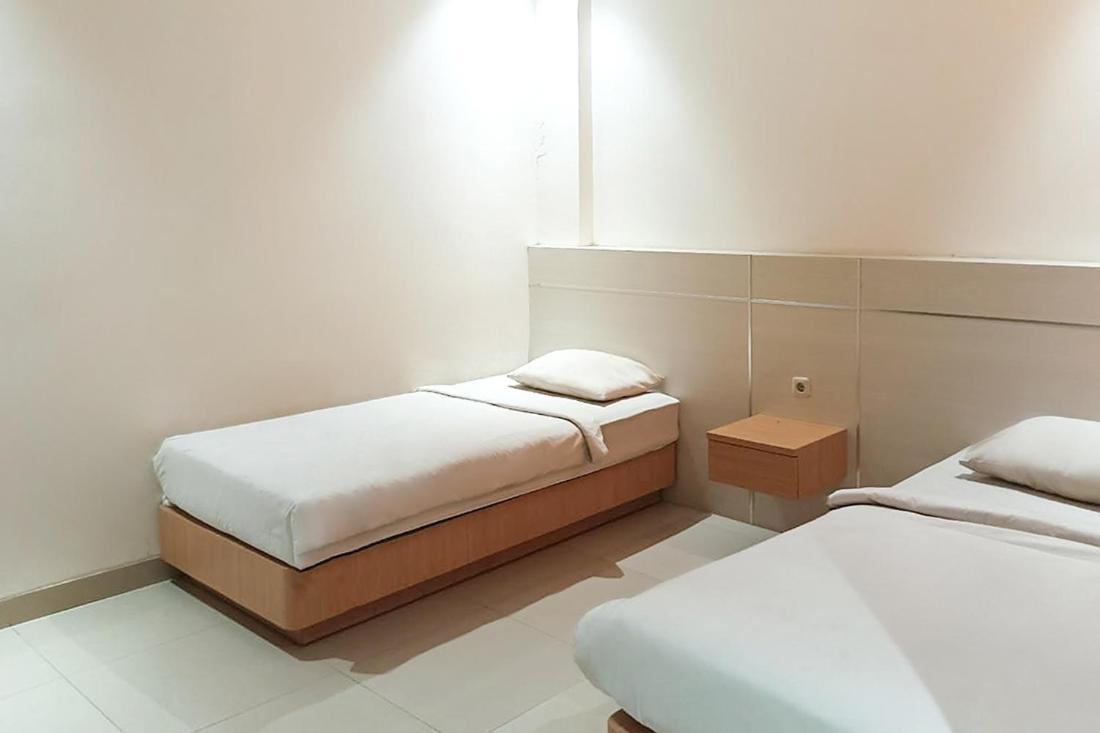 Twospaces Living At Kr Hotel Palembang Eksteriør billede